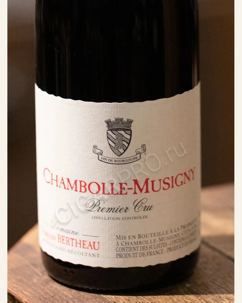 Bertheau Chambolle Musigny Les Amoureuses香波慕西尼爱侣一级园酒标与酒瓶图片